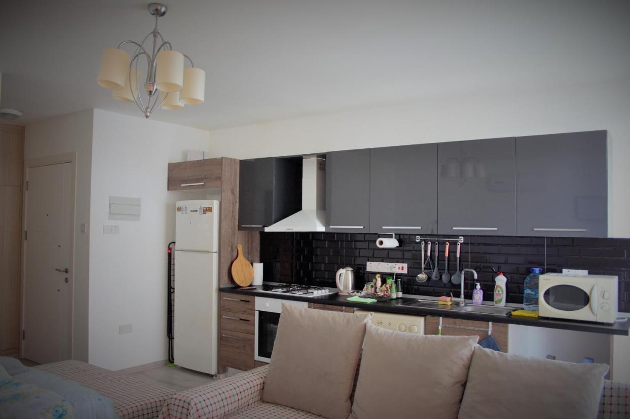Uptown Holiday App & Pool Daily Rental Contactless Check In & Check Out Famagusta  Esterno foto