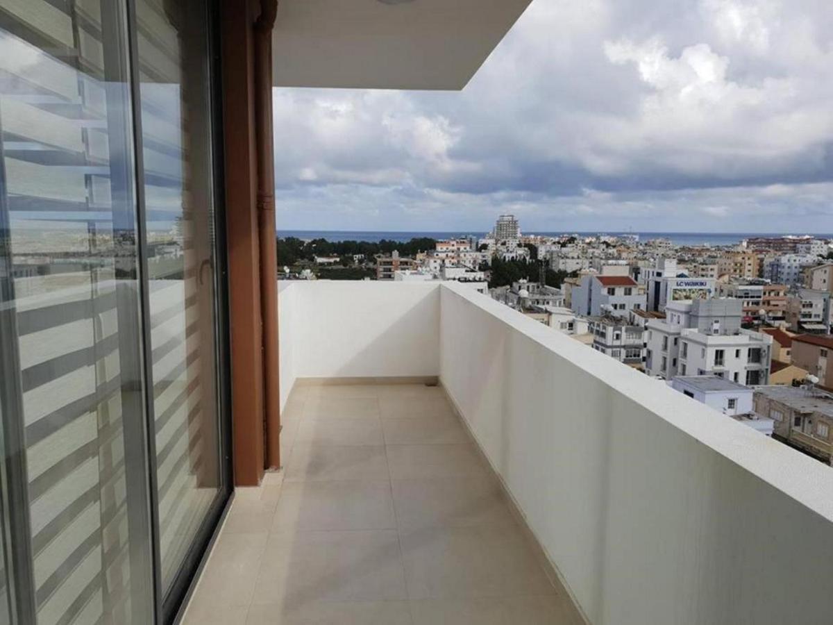 Uptown Holiday App & Pool Daily Rental Contactless Check In & Check Out Famagusta  Esterno foto