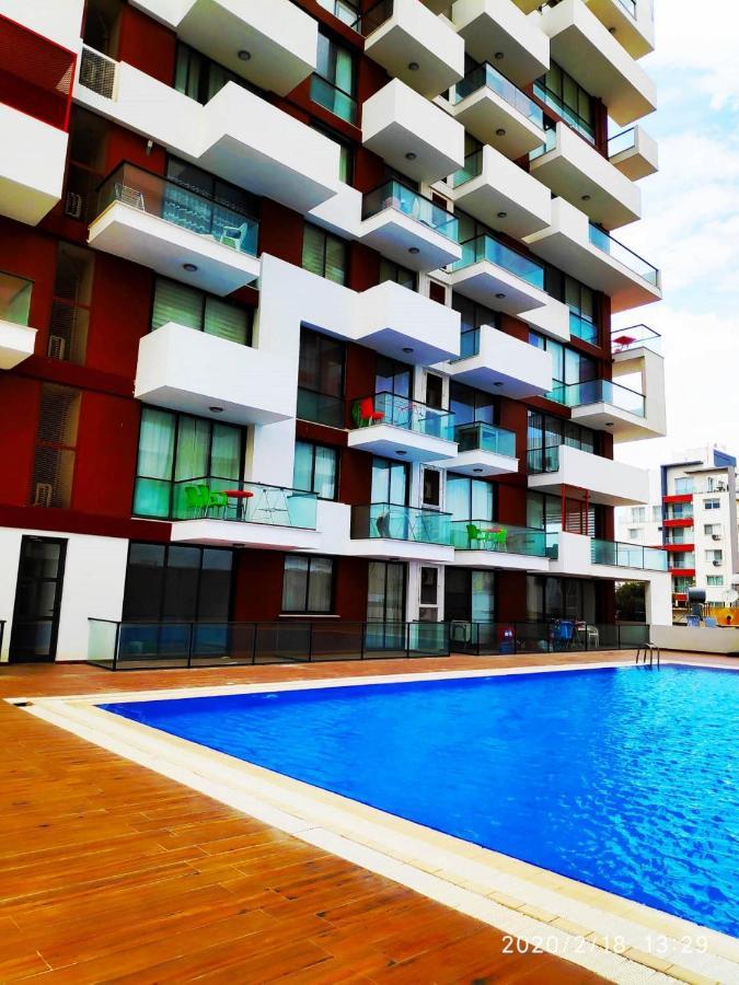 Uptown Holiday App & Pool Daily Rental Contactless Check In & Check Out Famagusta  Esterno foto