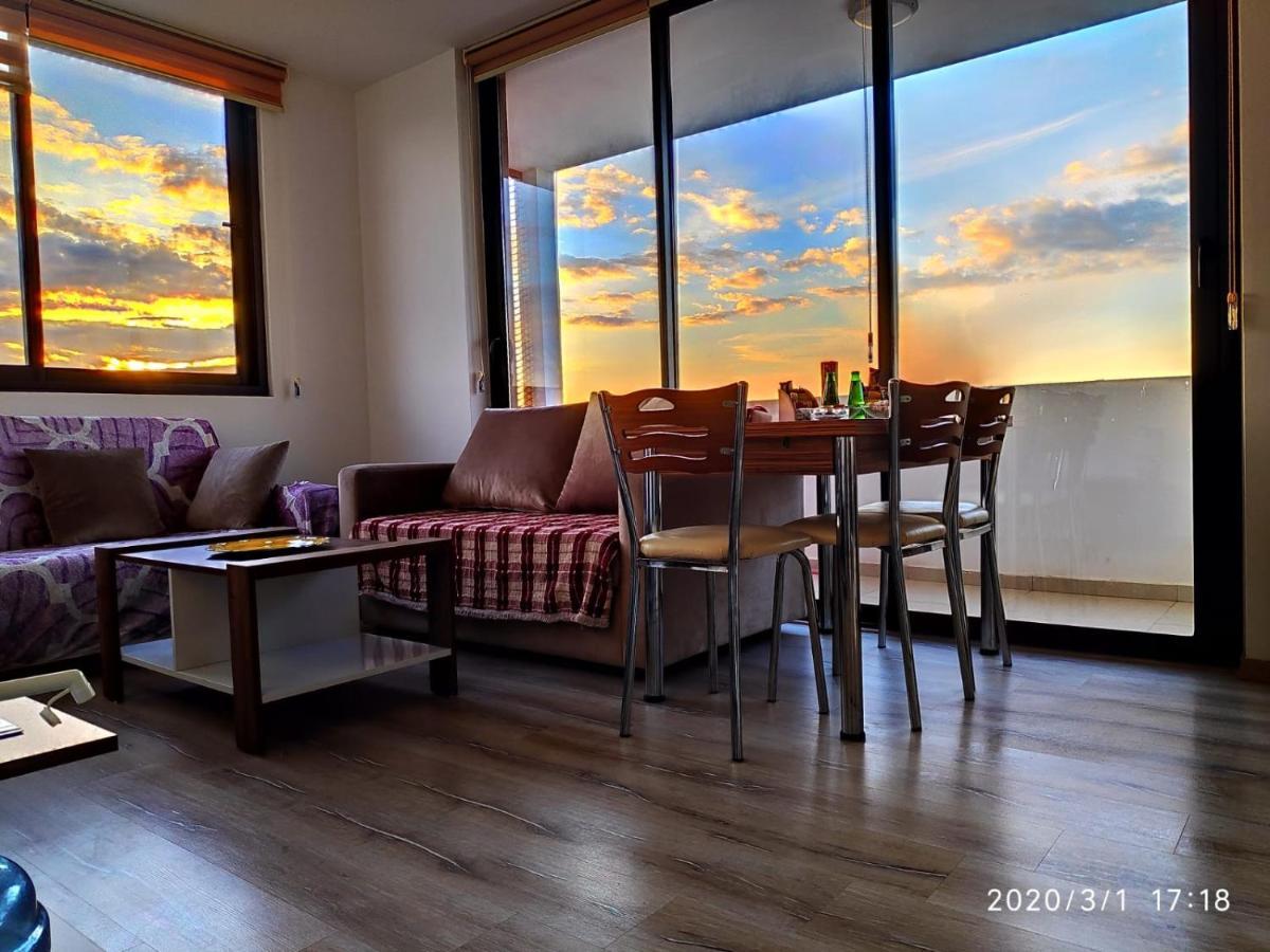 Uptown Holiday App & Pool Daily Rental Contactless Check In & Check Out Famagusta  Esterno foto